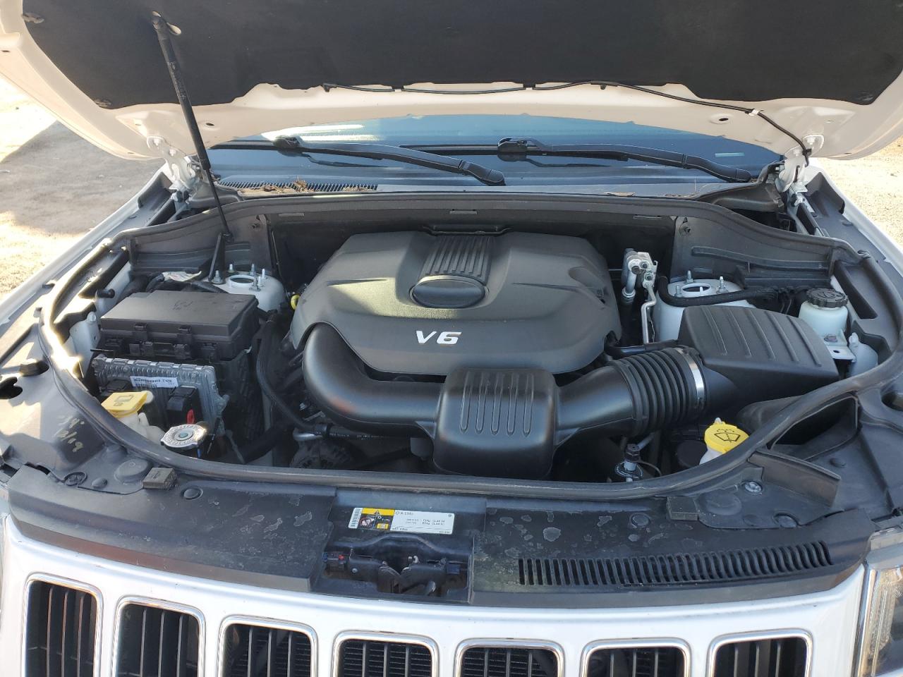 2014 Jeep Grand Cherokee Limited VIN: 1C4RJFBG5EC525577 Lot: 85594885