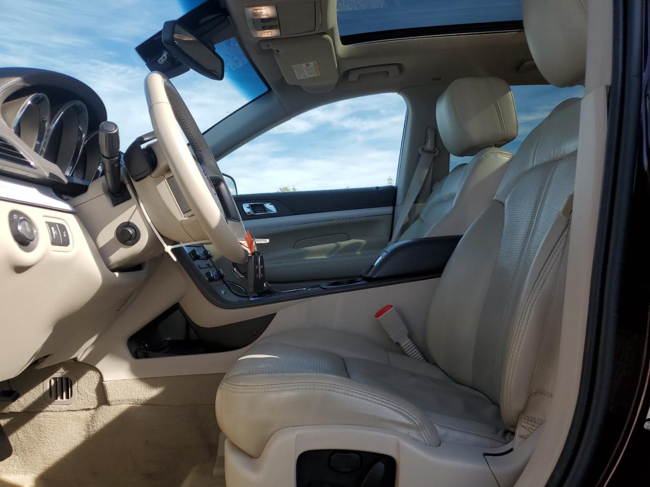 2011 Lincoln Mkt VIN: 2LMHJ5AT5BBJ51164 Lot: 82667545