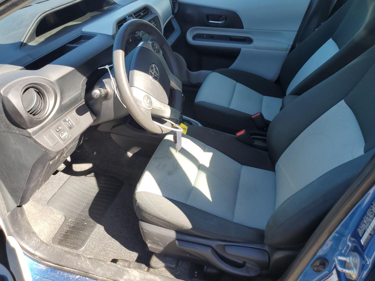 2012 Toyota Prius C VIN: JTDKDTB31C1520714 Lot: 90399085