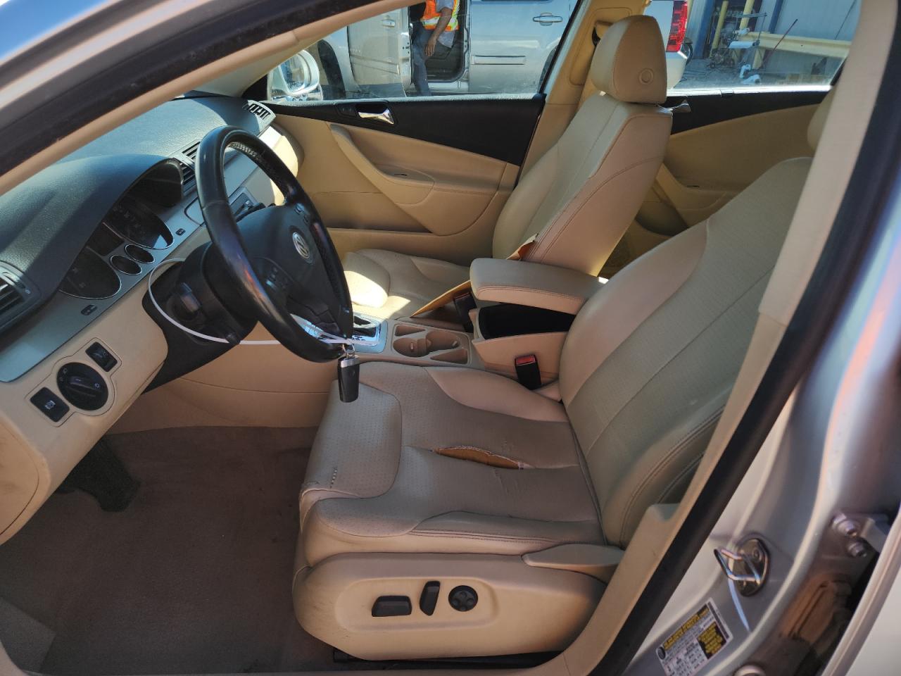 2008 Volkswagen Passat Wagon Komfort VIN: WVWLK73C28E133881 Lot: 84439565