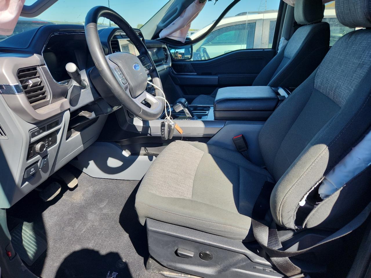 2023 Ford F150 Lightning Pro VIN: 1FTVW1EL8PWG27873 Lot: 85143535