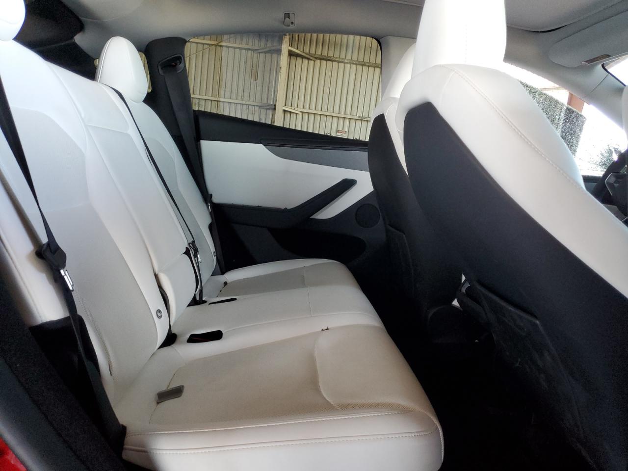 2026 Tesla Model Y VIN: 7SAYGDEE6TF342863 Lot: 85389135