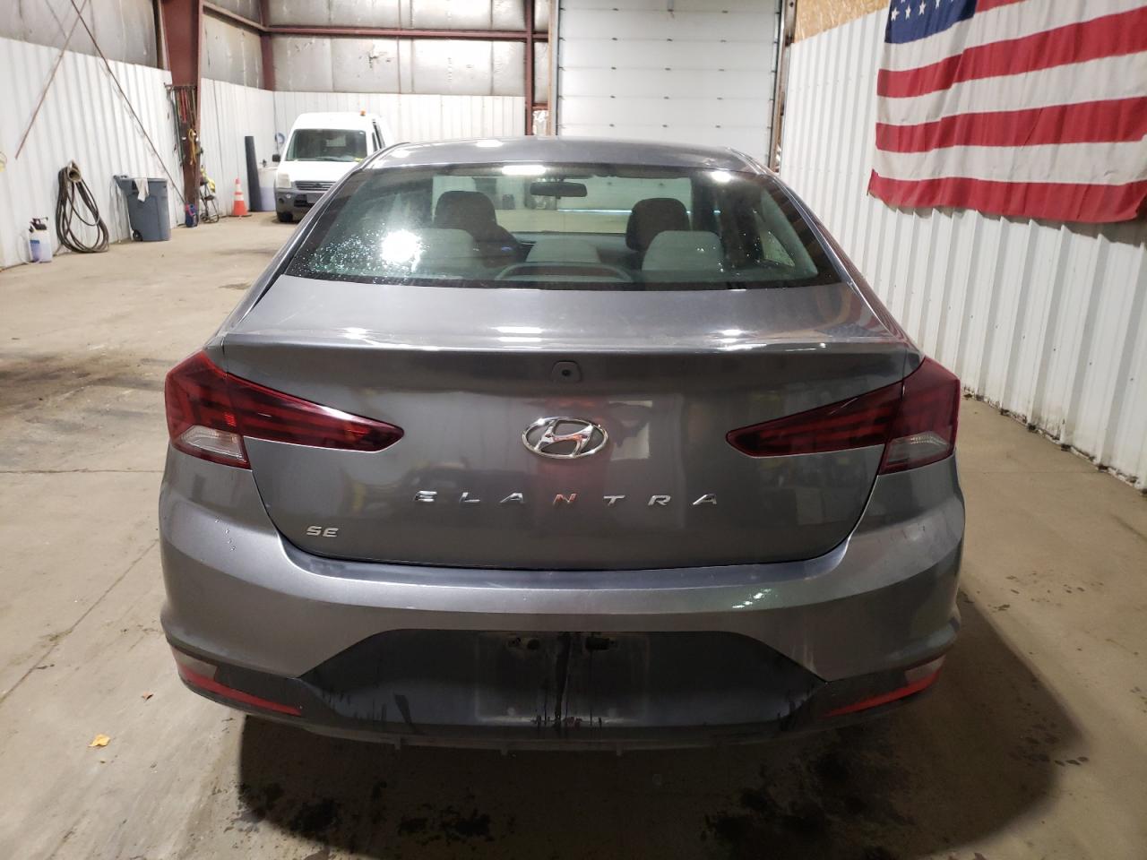 2019 Hyundai Elantra Se VIN: 5NPD74LF9KH410595 Lot: 86135395