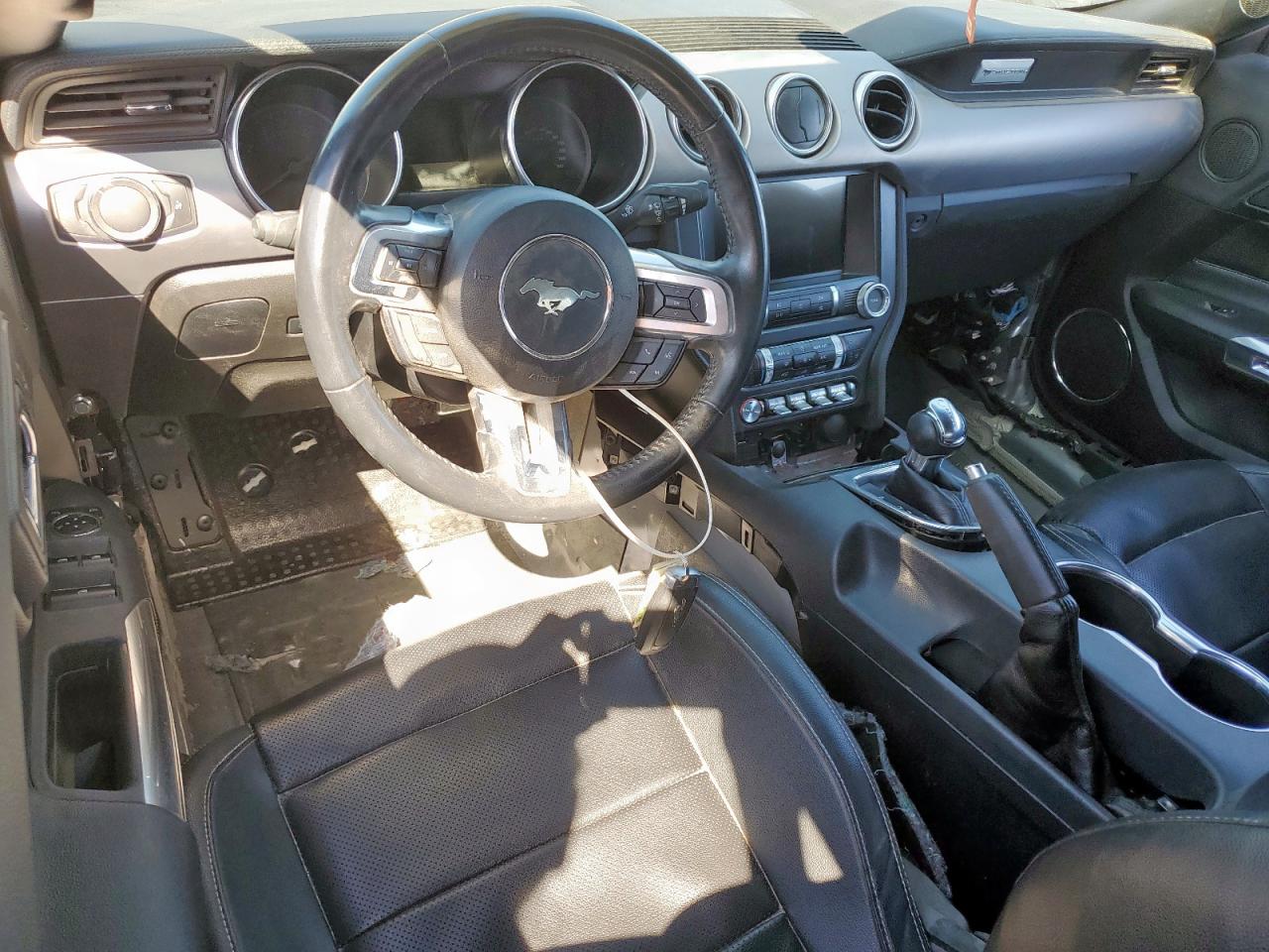 2022 Ford Mustang VIN: 1FATP8UH8N5103433 Lot: 90922385