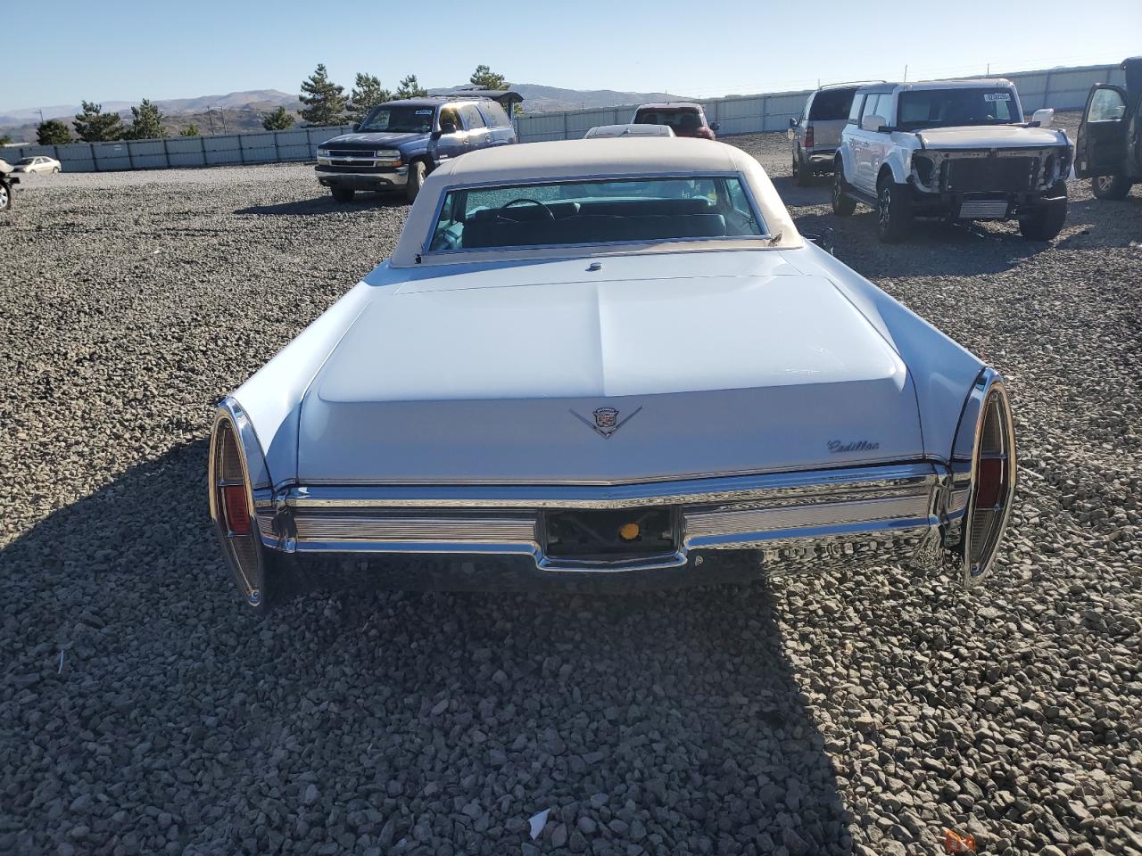1968 Cadillac Sedan Devi VIN: B8174623 Lot: 85895875