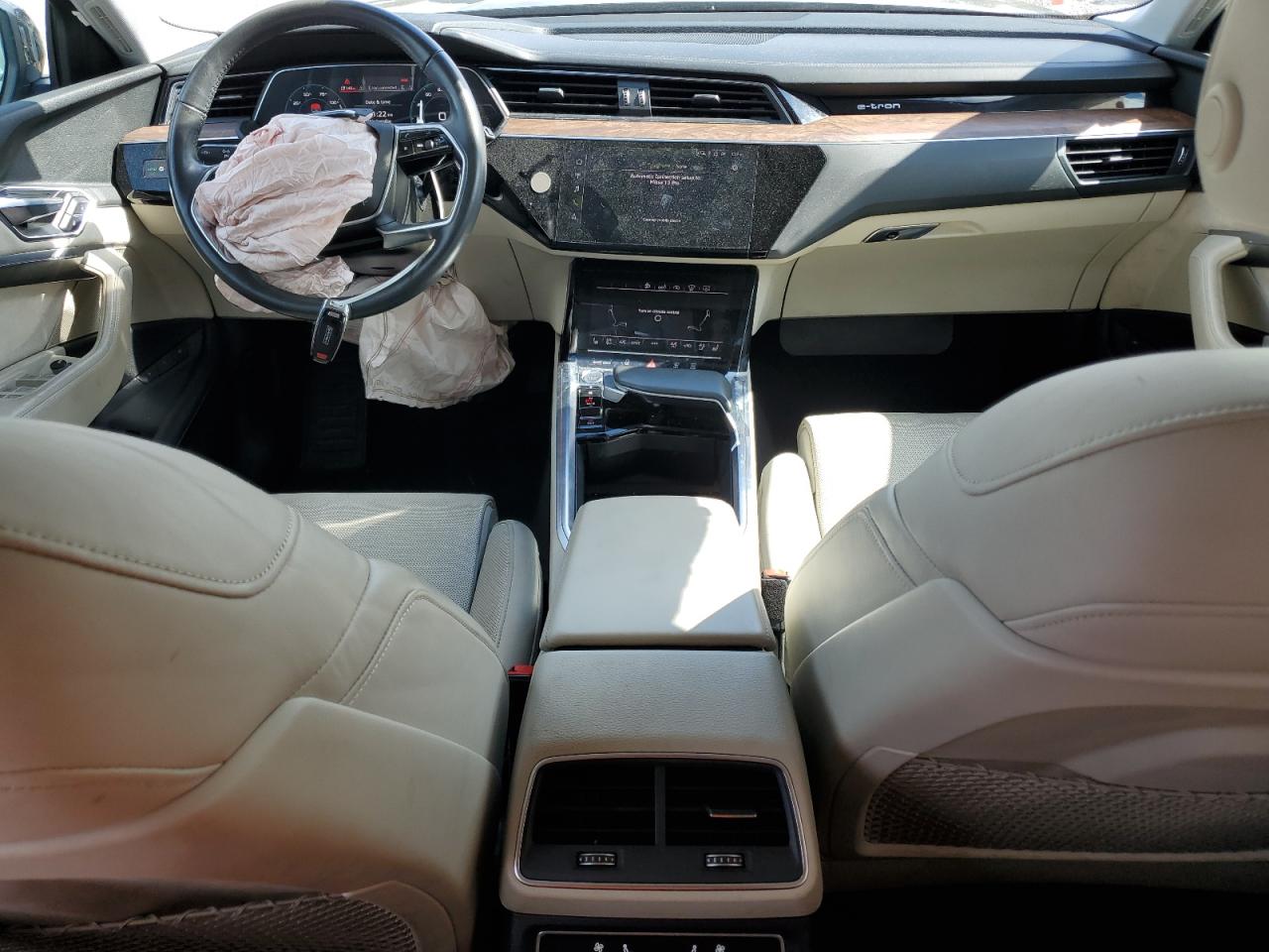 2019 Audi E-Tron Prestige VIN: WA1VABGE0KB010819 Lot: 82218625