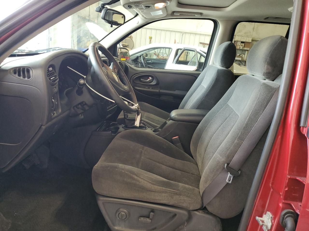 2005 Chevrolet Trailblazer Ls VIN: 1GNDT13S152225977 Lot: 82499365
