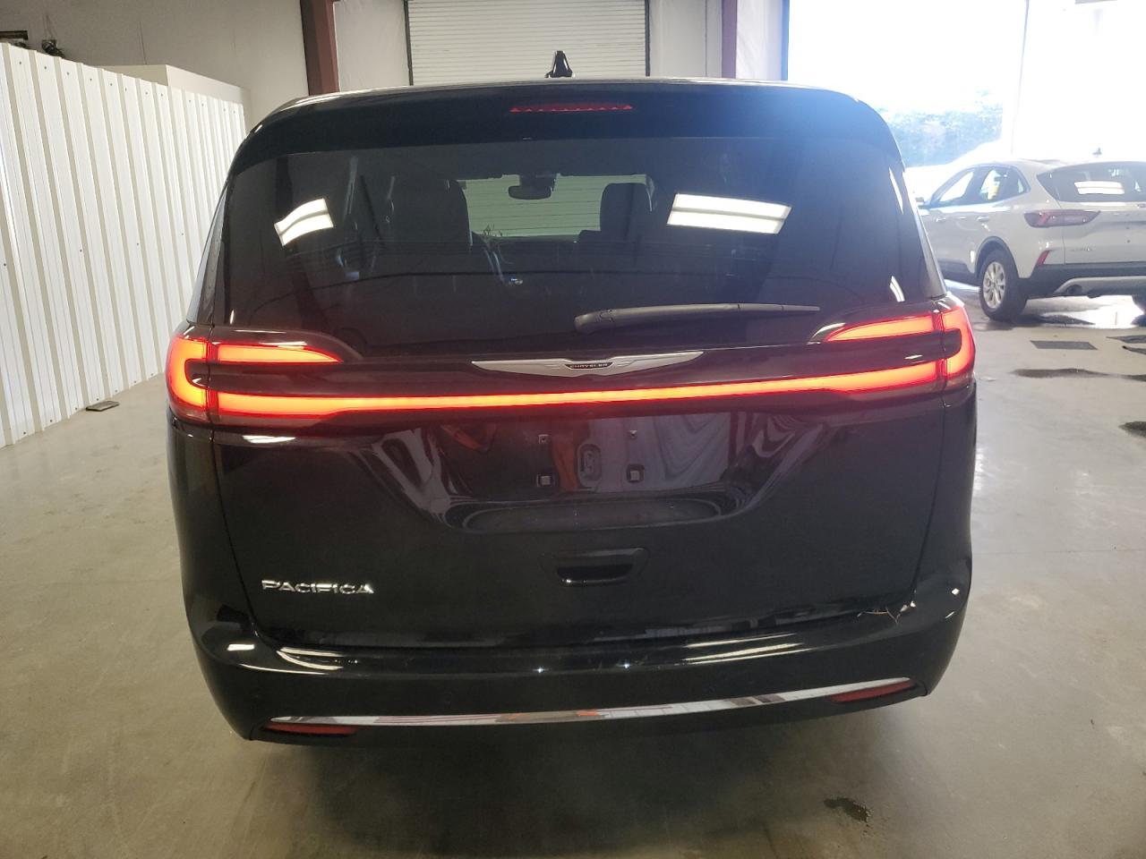 2025 Chrysler Pacifica Select VIN: 2C4RC1BG7SR600909 Lot: 85556505