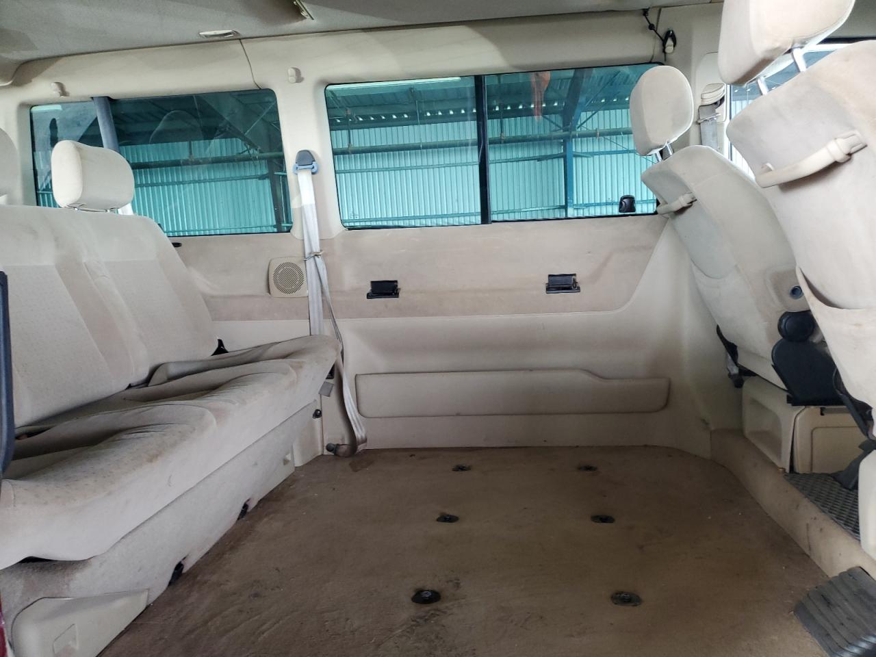 2001 Volkswagen Eurovan Gls VIN: WV2KB47011H112889 Lot: 81975065