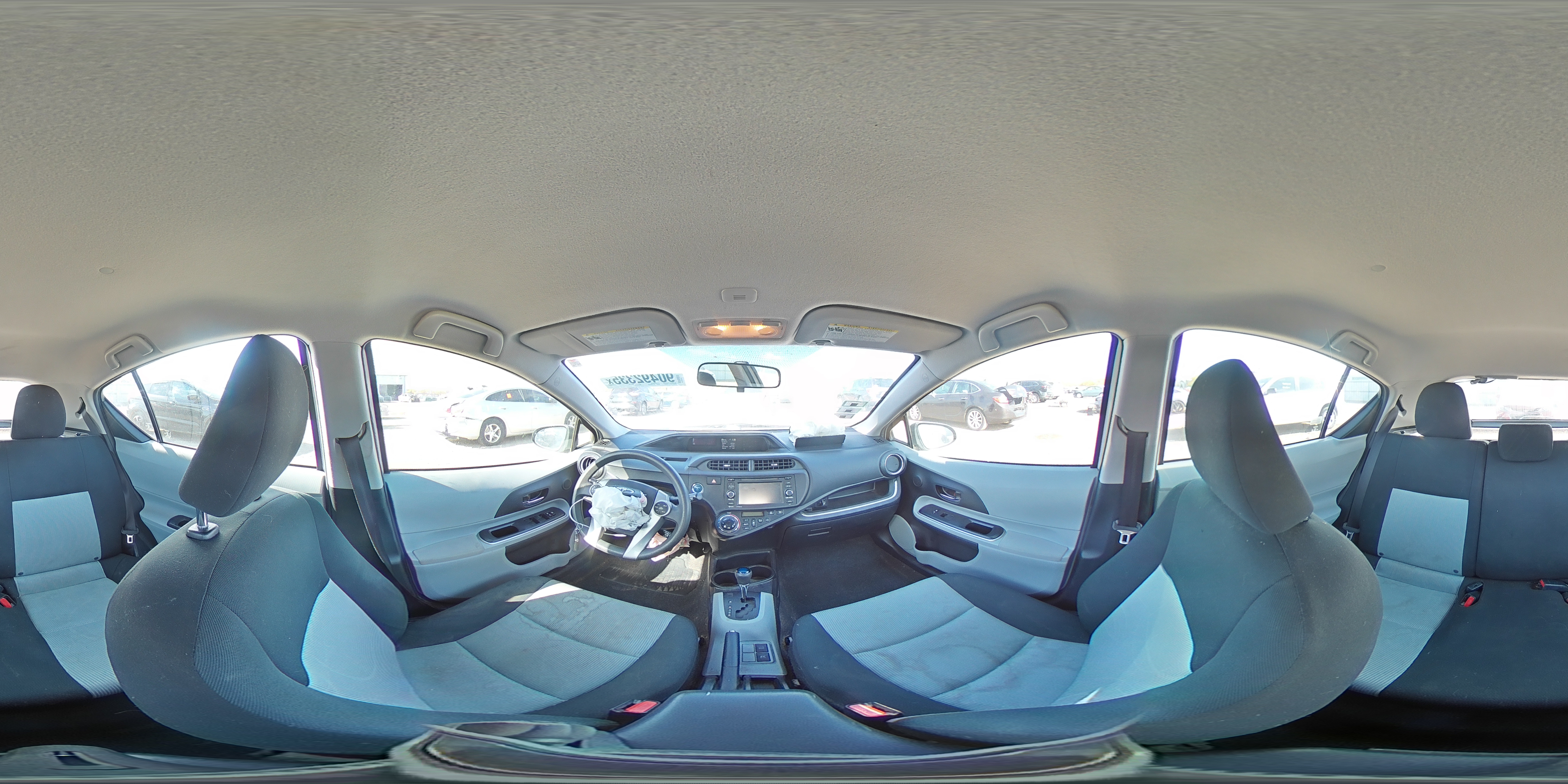 2014 Toyota Prius C VIN: JTDKDTB35E1572172 Lot: 90492335