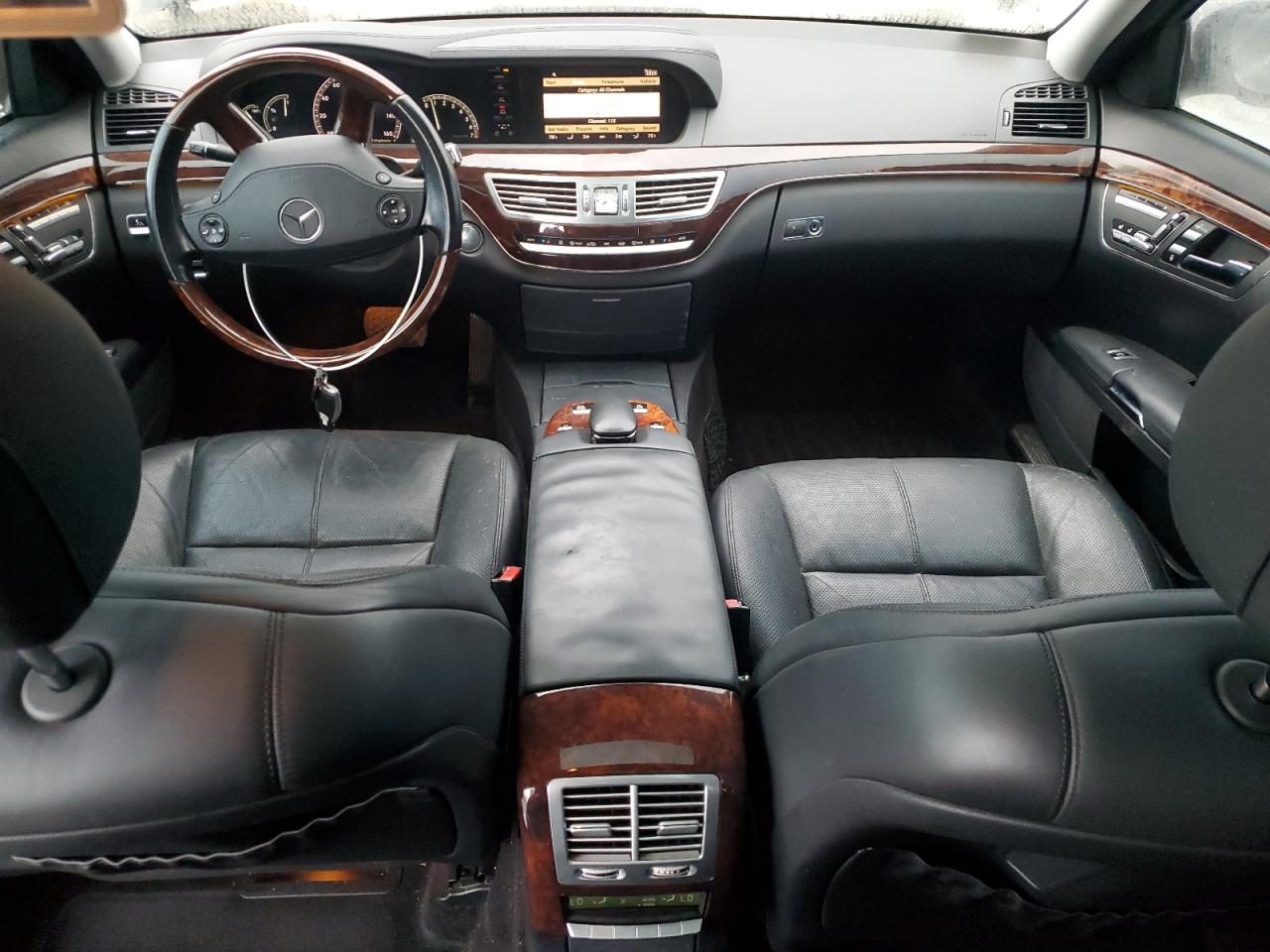 2007 Mercedes-Benz S 550 VIN: WDDNG71X87A069230 Lot: 90823285