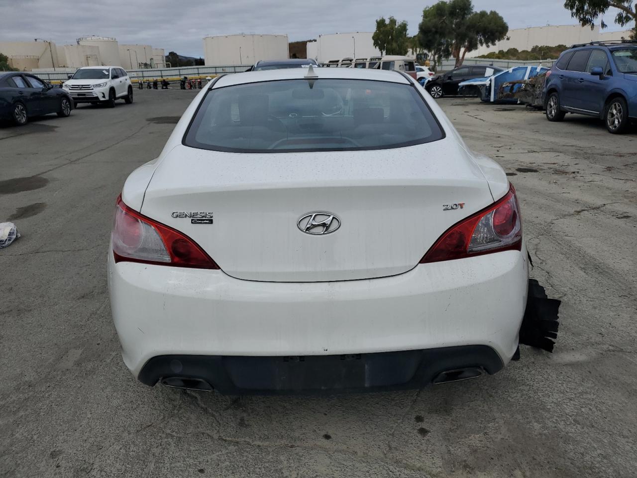 2010 Hyundai Genesis Coupe 2.0T VIN: KMHHT6KD4AU033912 Lot: 82216115
