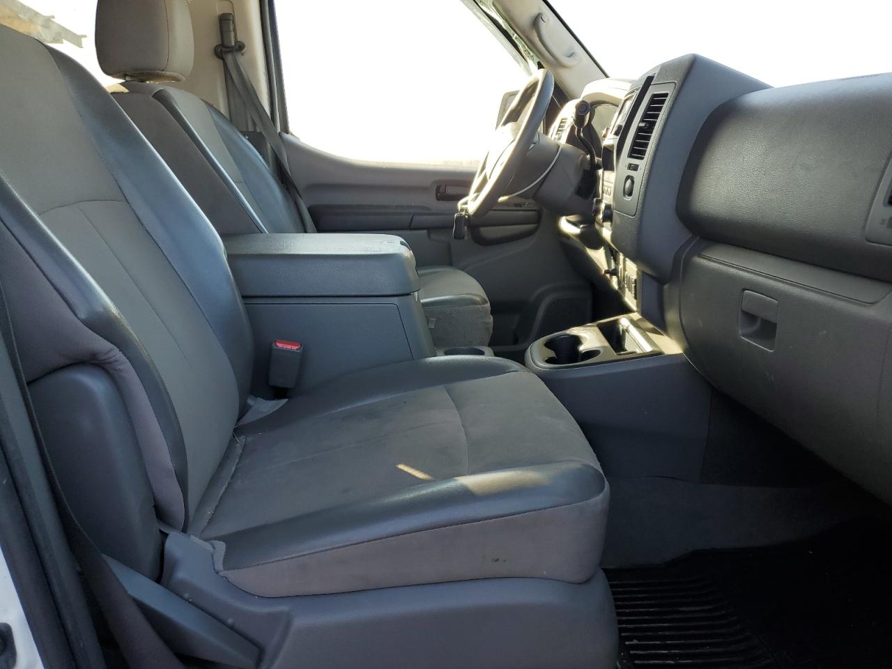 2016 Nissan Nv 3500 S VIN: 5BZBF0AA9GN852567 Lot: 90859555