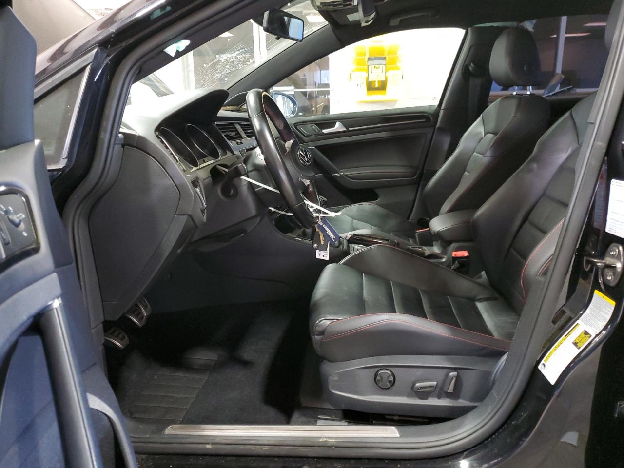 2015 Volkswagen Gti VIN: 3VW5T7AU1FM030327 Lot: 84758285