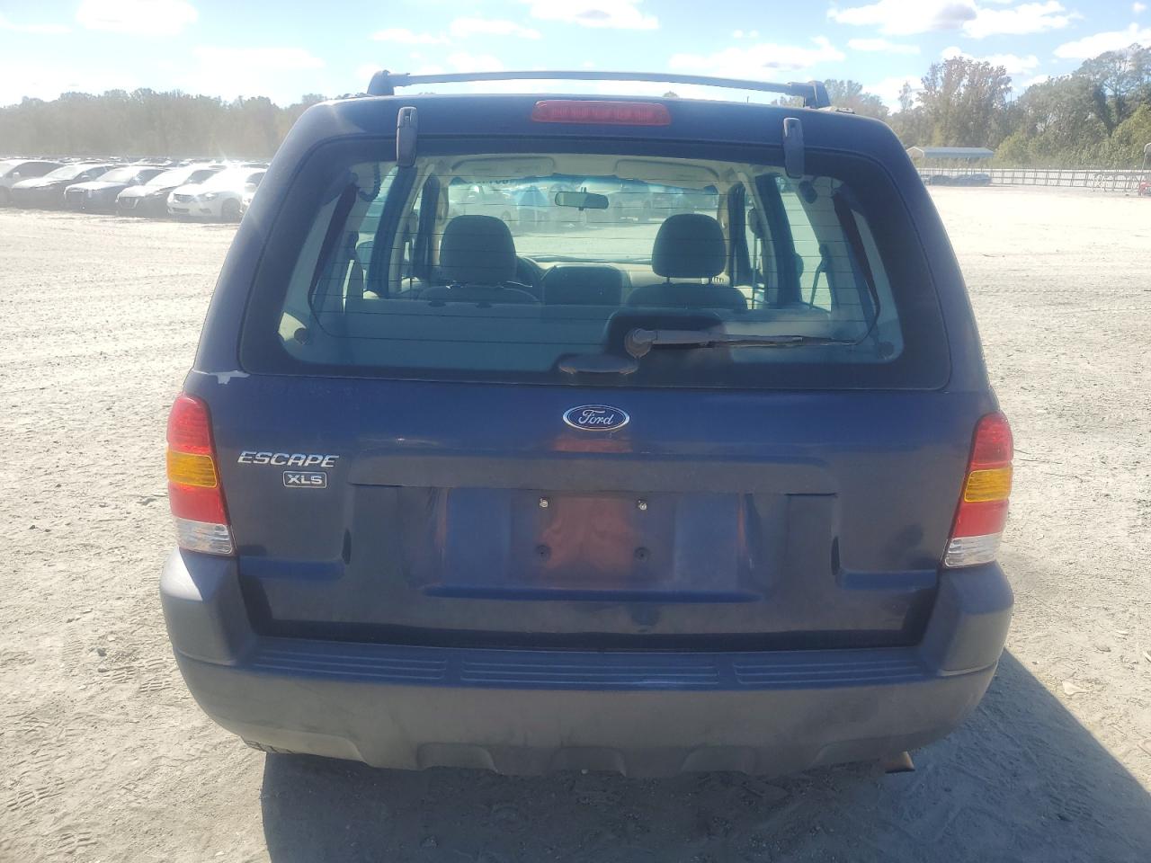 2003 Ford Escape Xls VIN: 1FMYU02103KA90638 Lot: 86146885