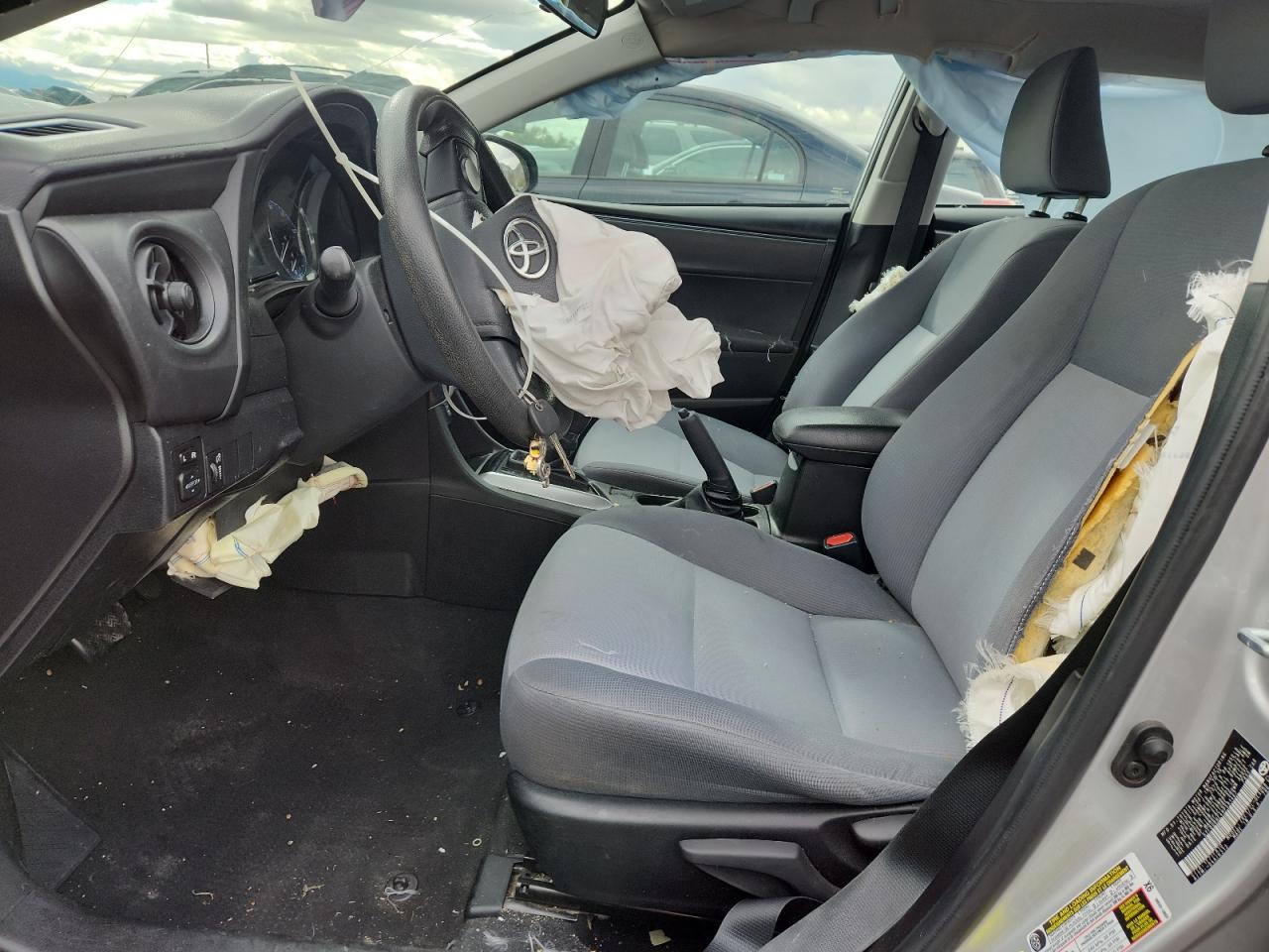 2017 Toyota Corolla L VIN: 5YFBURHE4HP591467 Lot: 82397025