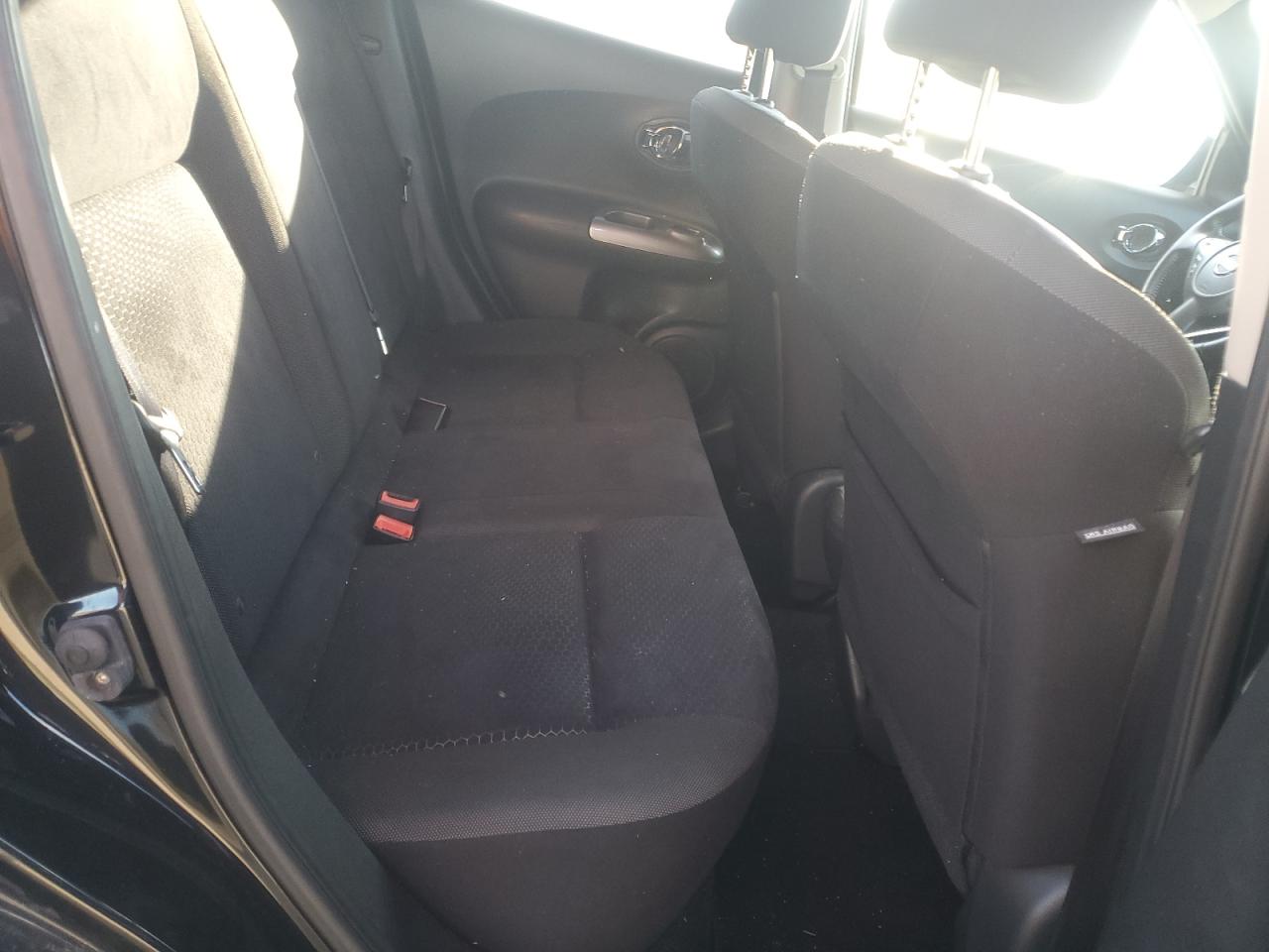 2011 Nissan Juke S VIN: JN8AF5MV3BT027561 Lot: 82470365
