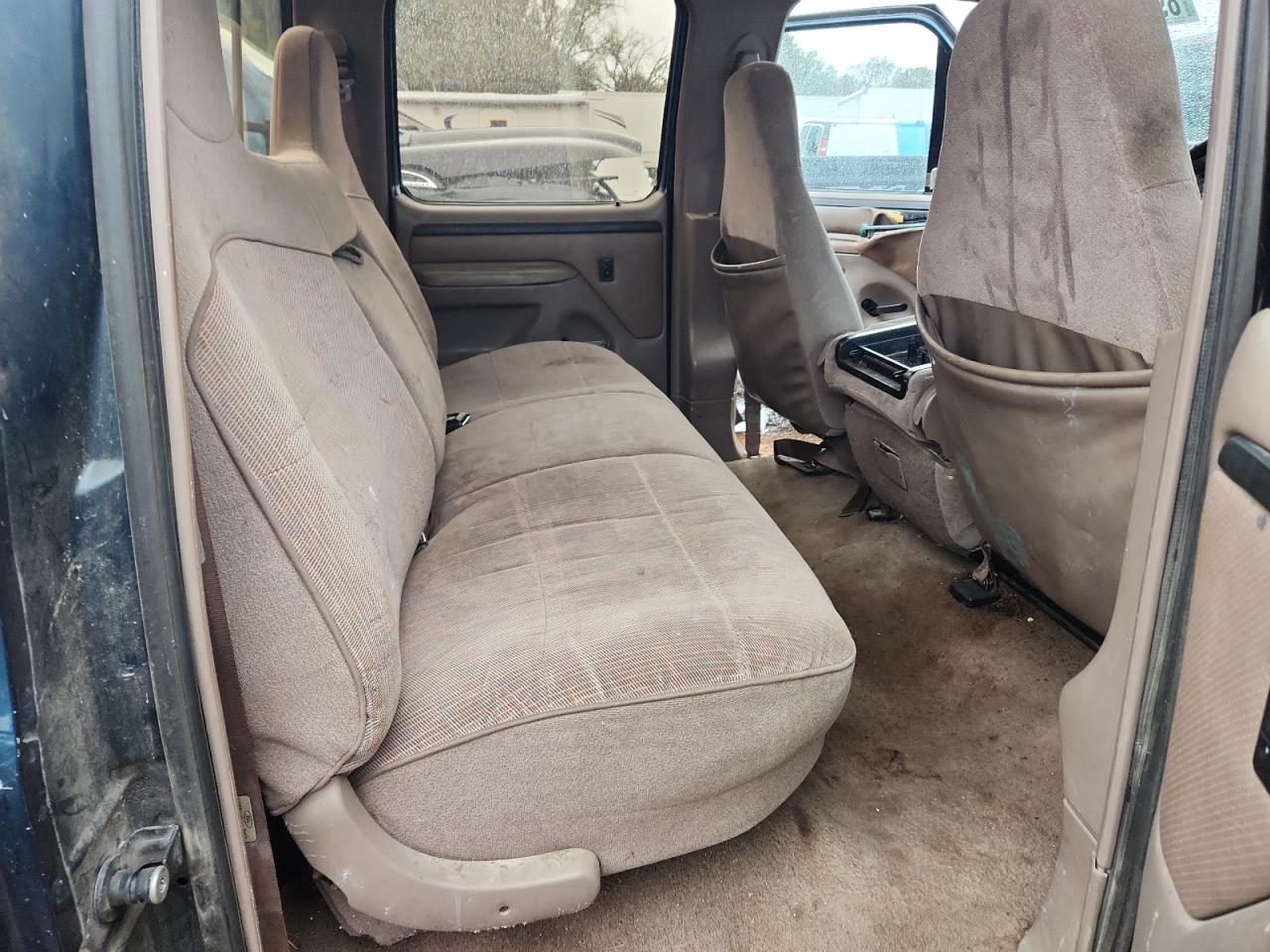 1996 Ford F350 VIN: 1FTJW35F7TEA29410 Lot: 89828375