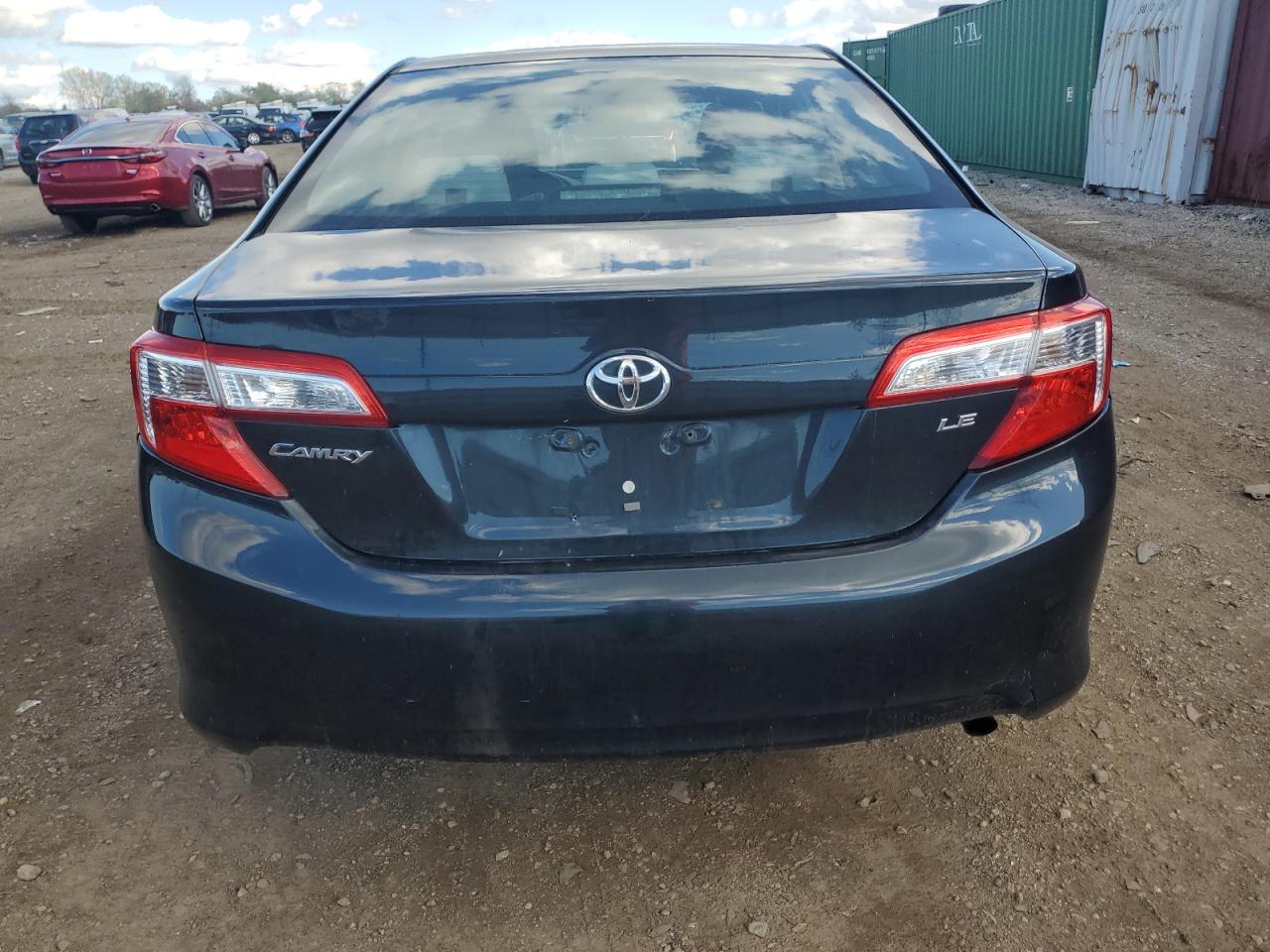 2012 Toyota Camry Base VIN: 4T4BF1FKXCR260670 Lot: 82001285