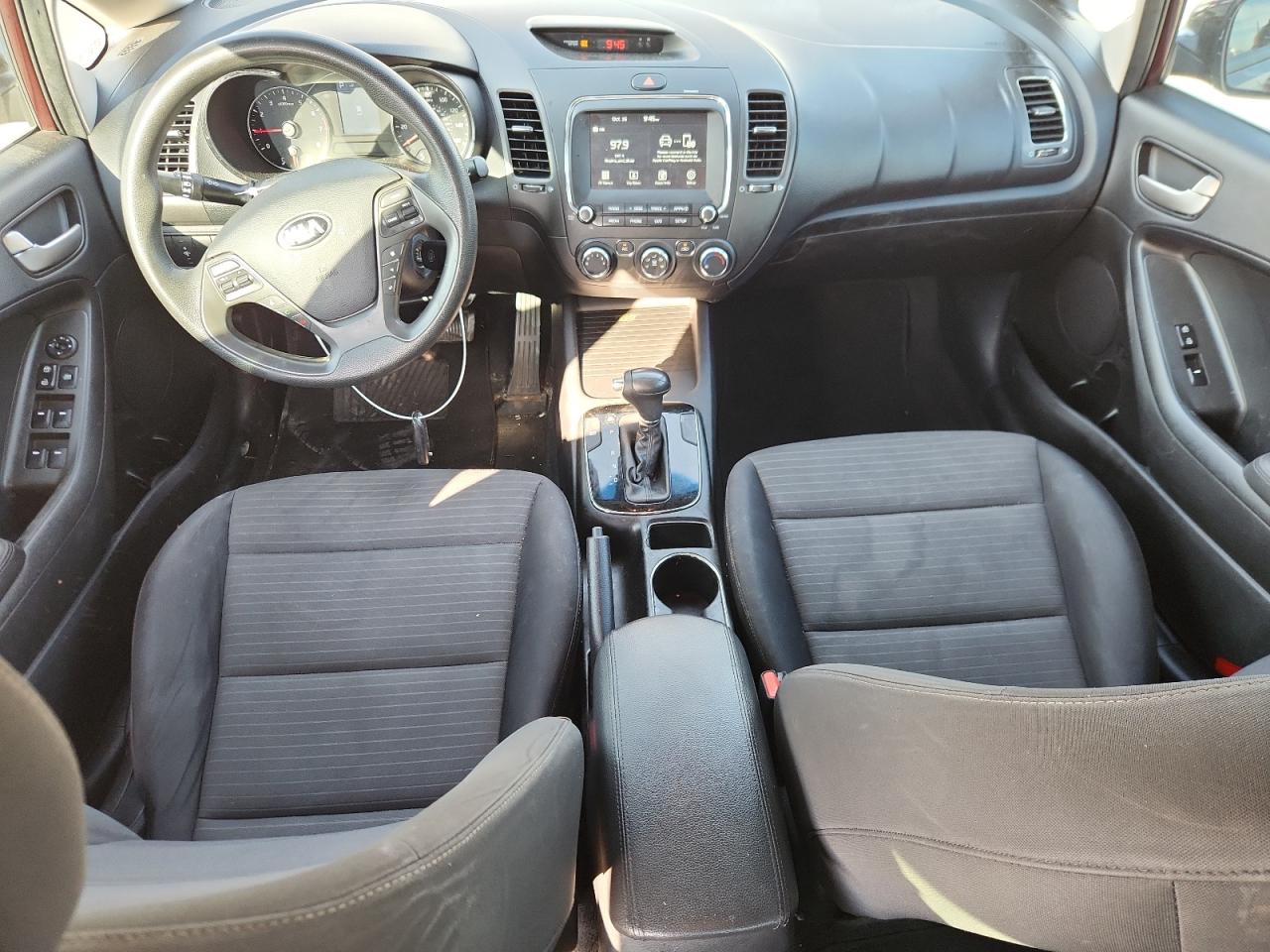 2018 Kia Forte Lx VIN: 3KPFL4A7XJE171237 Lot: 82539475