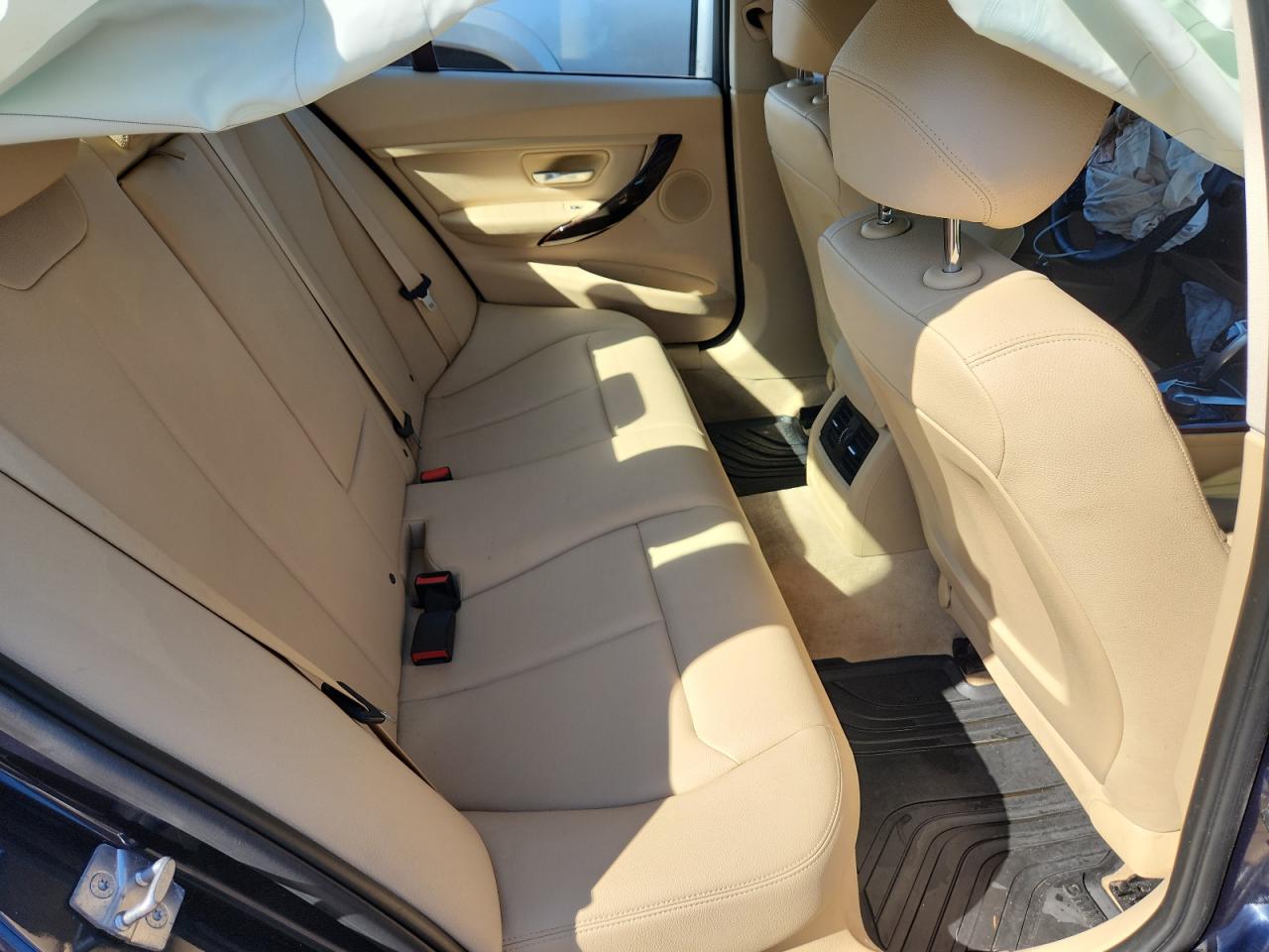 2014 BMW 320 I xDrive VIN: WBA3C3C5XEF987057 Lot: 82234505