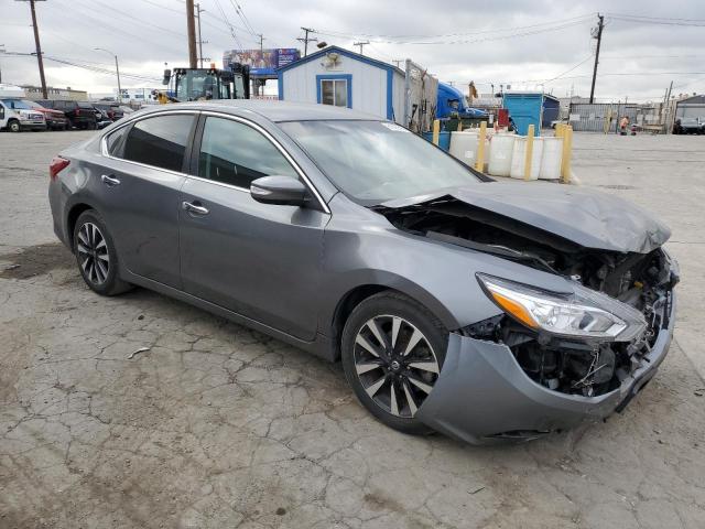  NISSAN ALTIMA 2018 Серебристый
