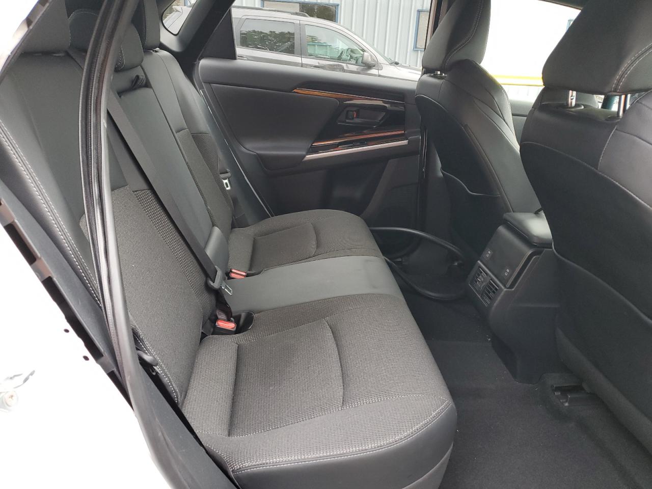 2024 Toyota Bz4X Xle VIN: JTMABACA1RA072051 Lot: 82286985