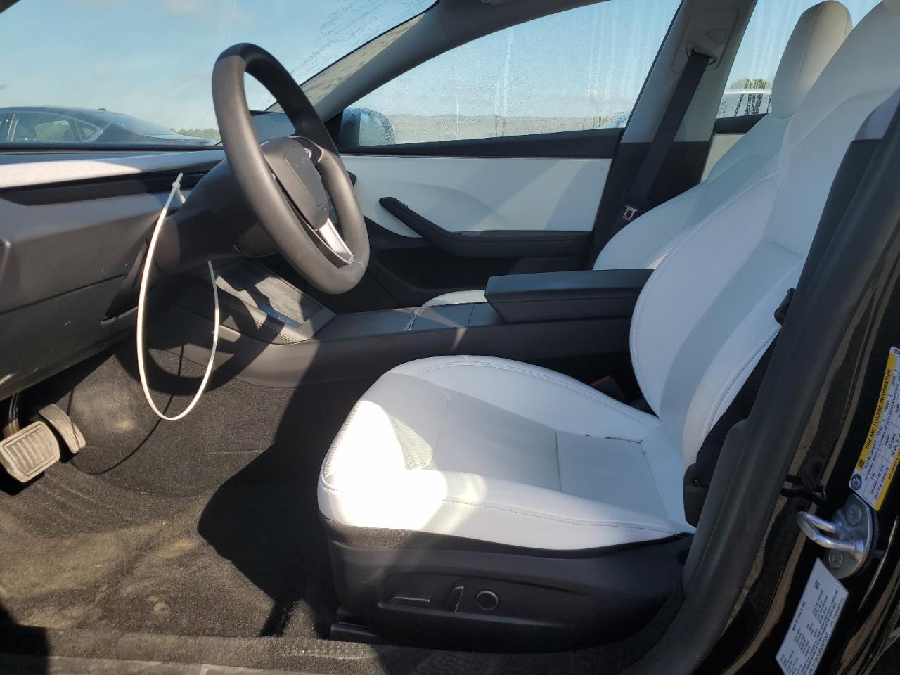 2025 Tesla Model 3 VIN: 5YJ3E1EB0SF875369 Lot: 84726315