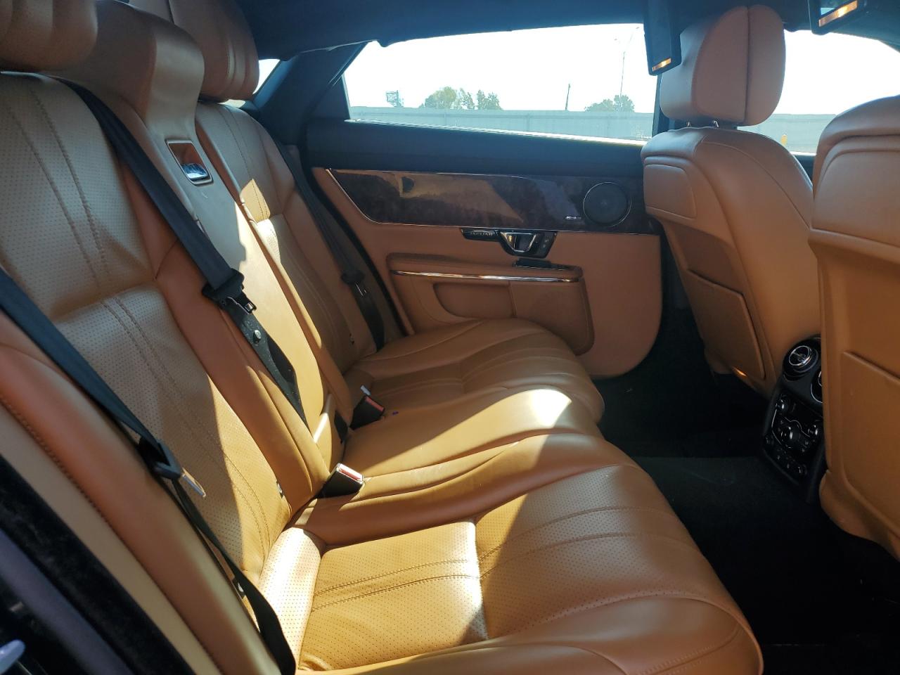 2015 Jaguar Xjl Portfolio VIN: SAJWJ2GD3F8V88340 Lot: 89705875