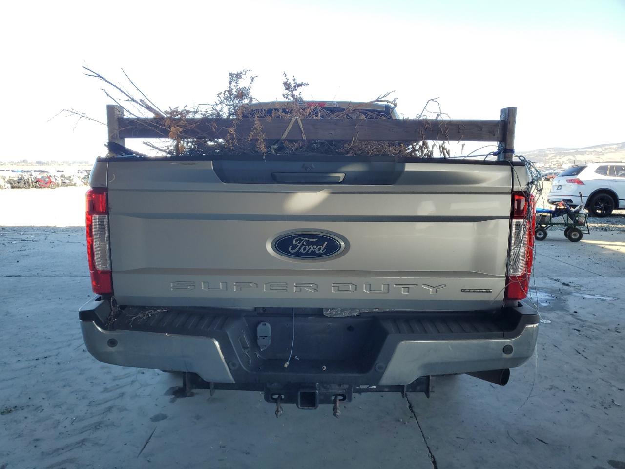 2017 Ford F250 Super Duty VIN: 1FT7X2A65HEE33188 Lot: 82308345