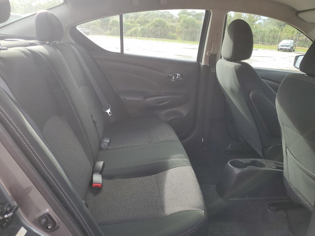 2018 Nissan Versa S VIN: 3N1CN7AP9JL833807 Lot: 85762835