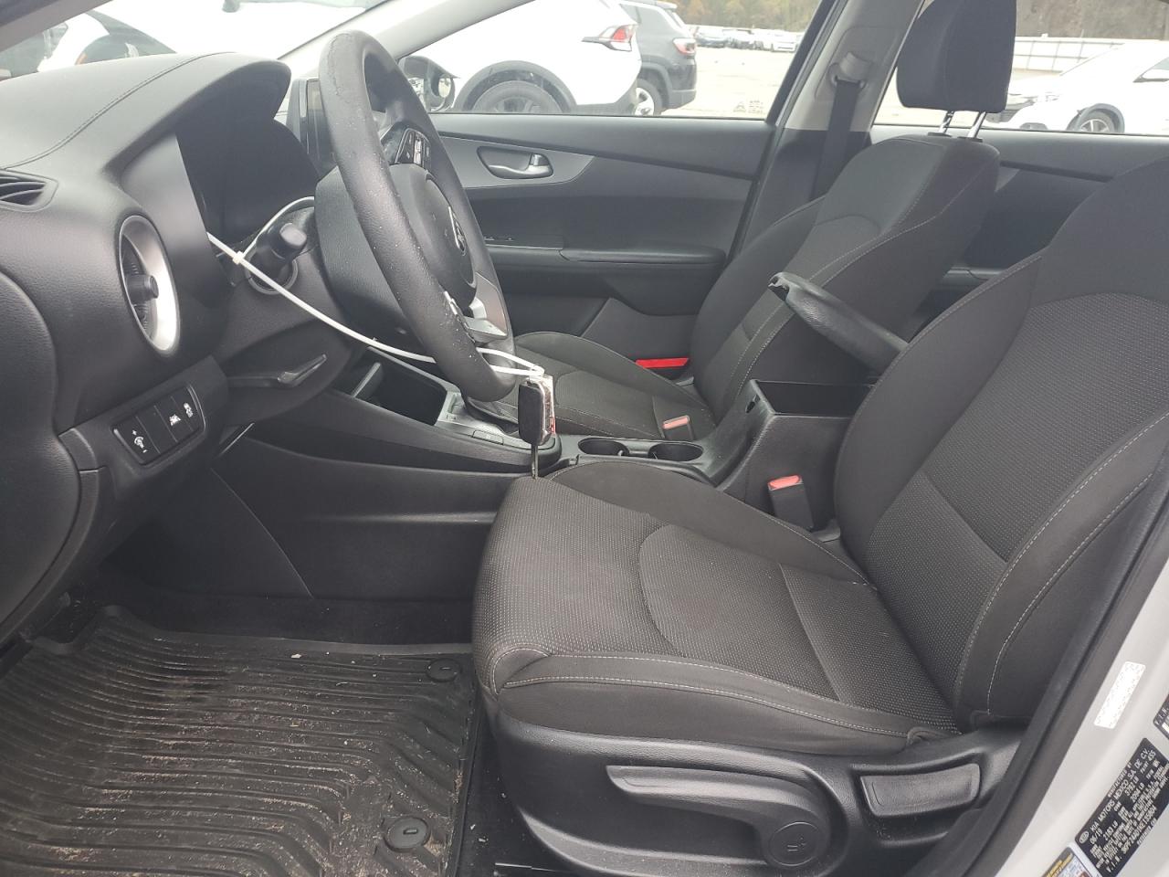 2019 Kia Forte Fe VIN: 3KPF24AD1KE135804 Lot: 90061135