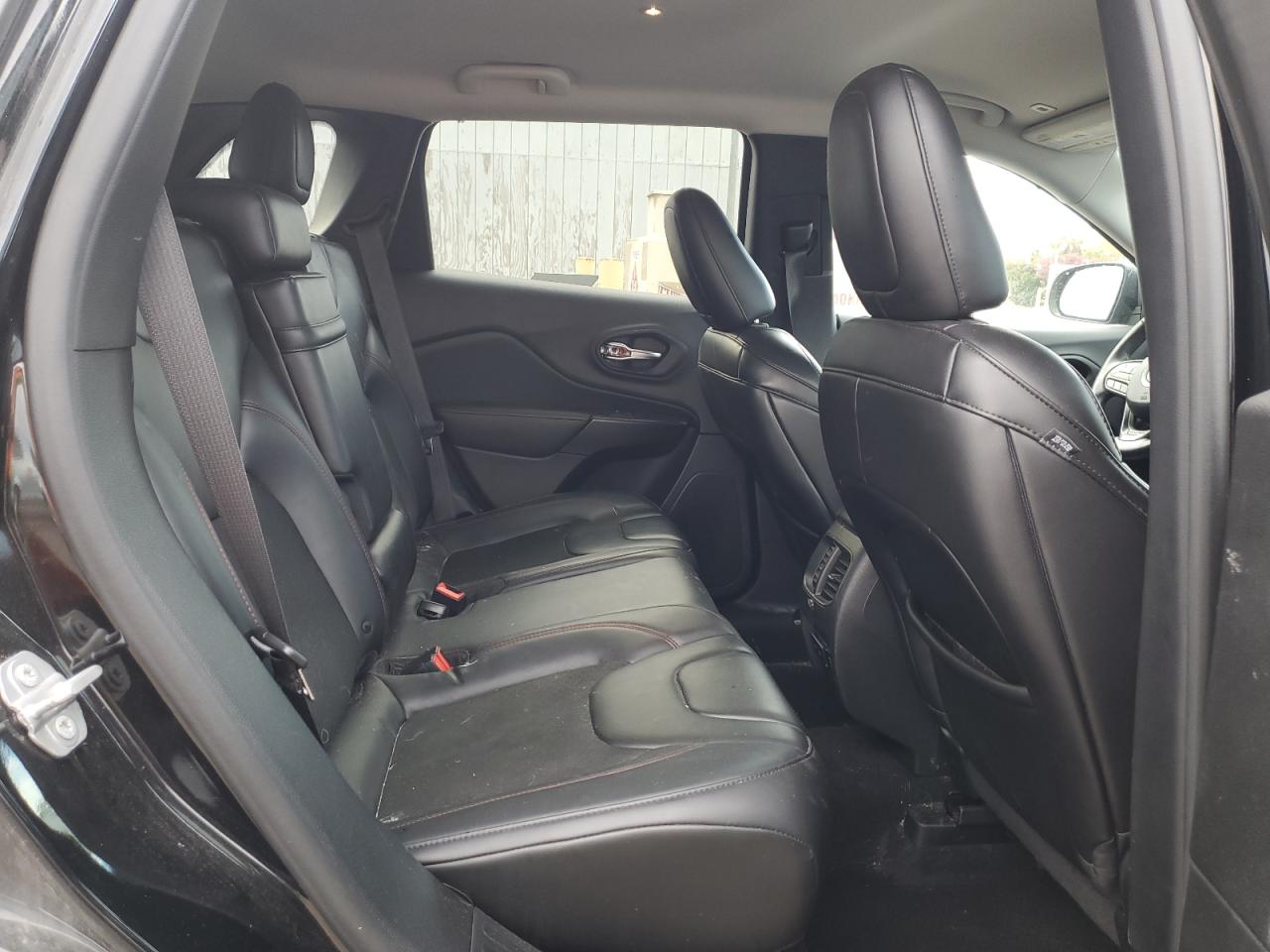 2019 Jeep Cherokee Trailhawk VIN: 1C4PJMBX6KD378722 Lot: 82574875