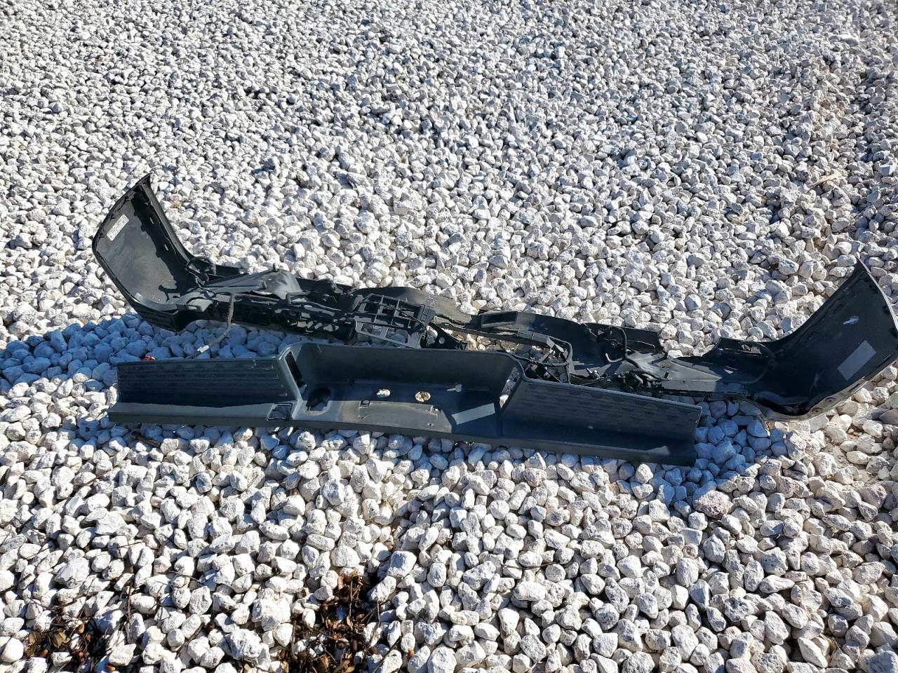 2019 Ram 1500 Laramie VIN: 1C6RREJT6KN558113 Lot: 82346175