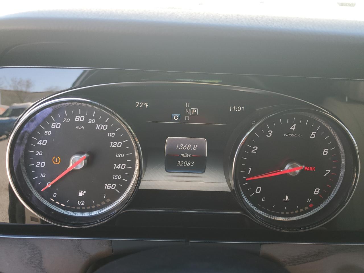 2018 Mercedes-Benz E 300 VIN: WDDZF4JB2JA340748 Lot: 90370205