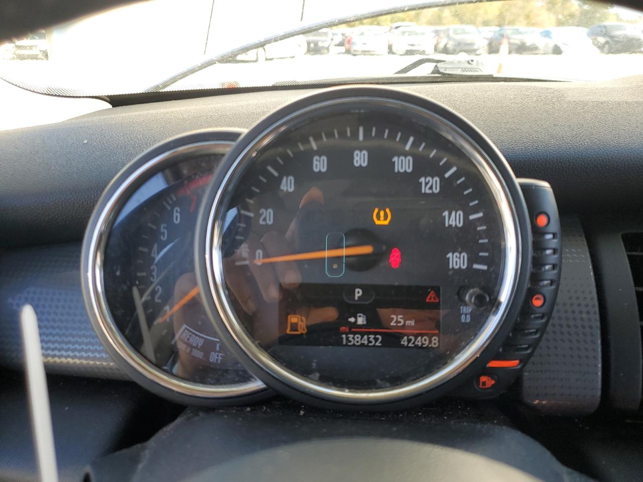 2015 Mini Cooper VIN: WMWXS5C5XFT831930 Lot: 82584965