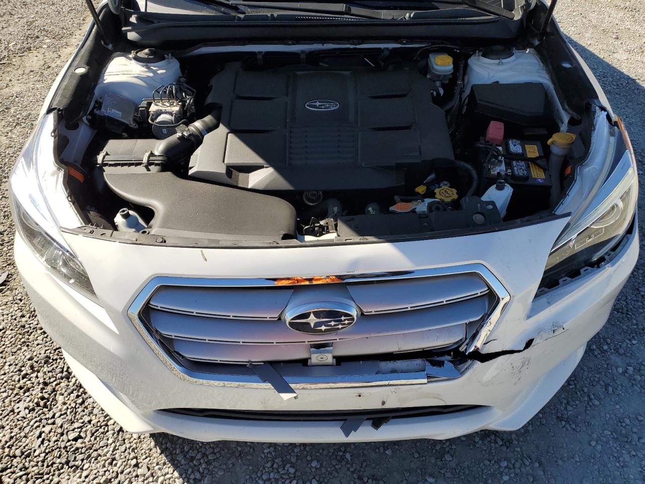 2015 Subaru Legacy 3.6R Limited VIN: 4S3BNEN63F3032744 Lot: 89858155