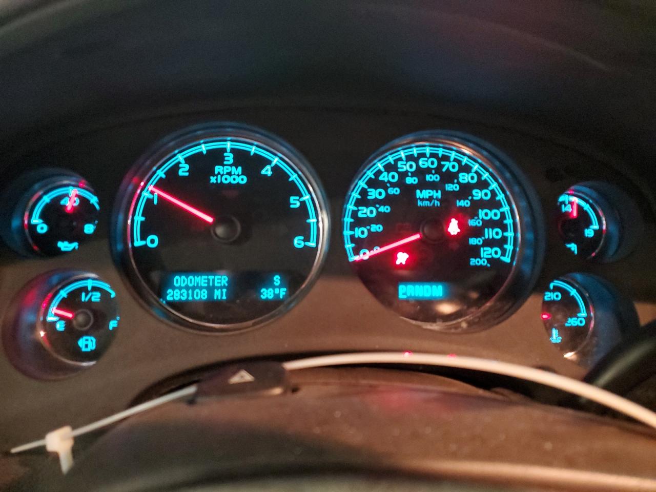 2011 GMC Yukon Xl Denali VIN: 1GKS2MEF8BR290403 Lot: 90221995