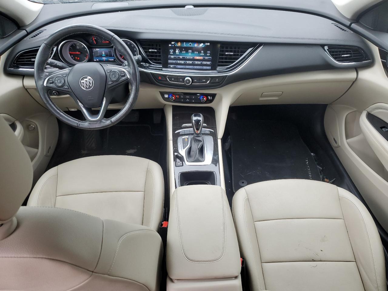 2018 Buick Regal Tourx Essence VIN: W04GV8SX2J1132868 Lot: 89534535
