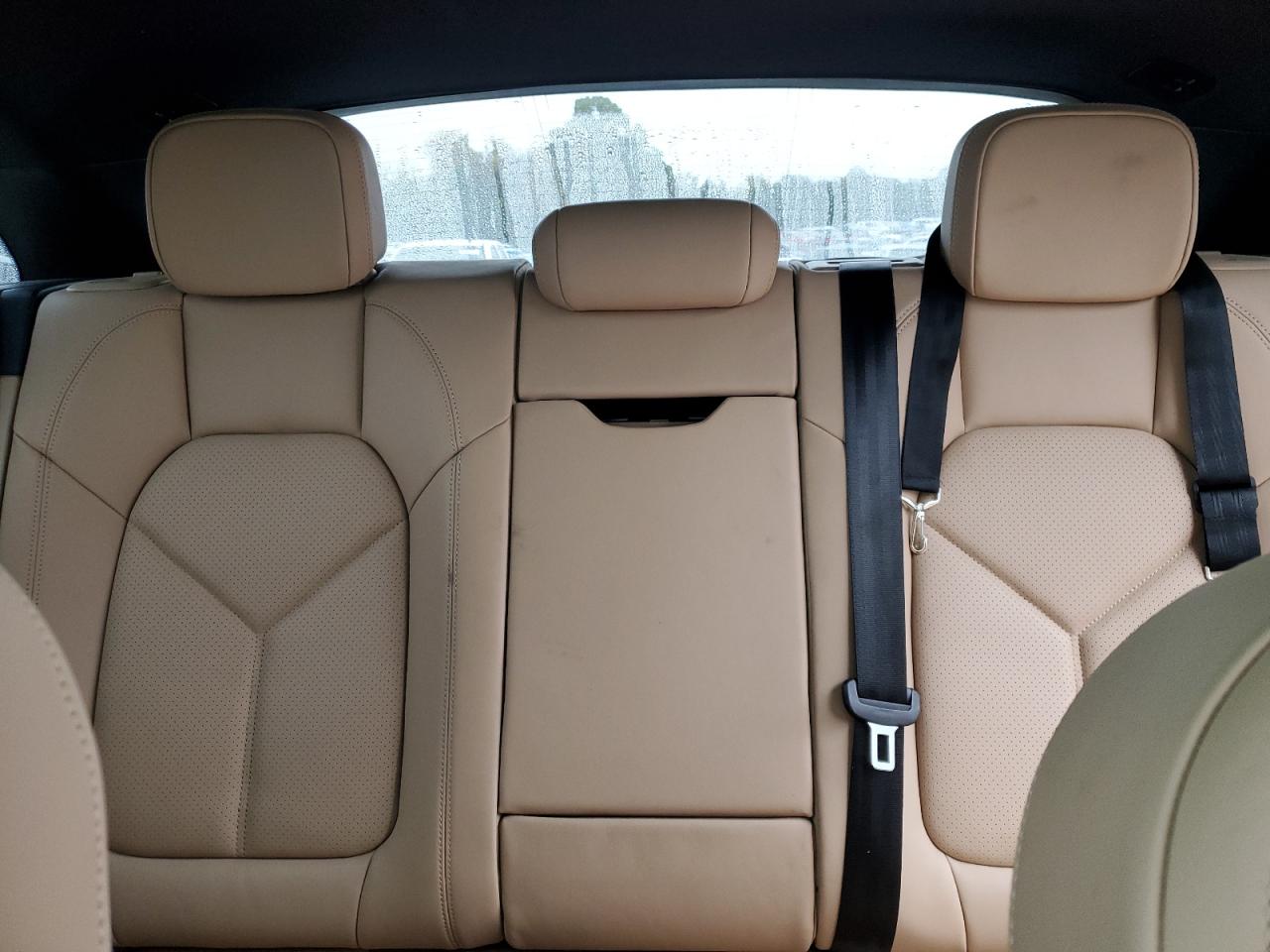 2024 Porsche Macan Base VIN: WP1AA2A56RLB01643 Lot: 85394875