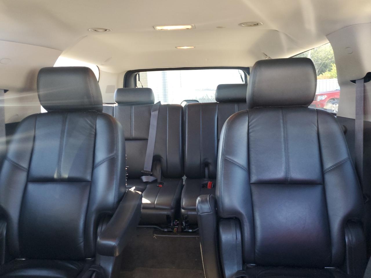 2011 GMC Yukon Xl K1500 Slt VIN: 1GKS2KE36BR256762 Lot: 85321175