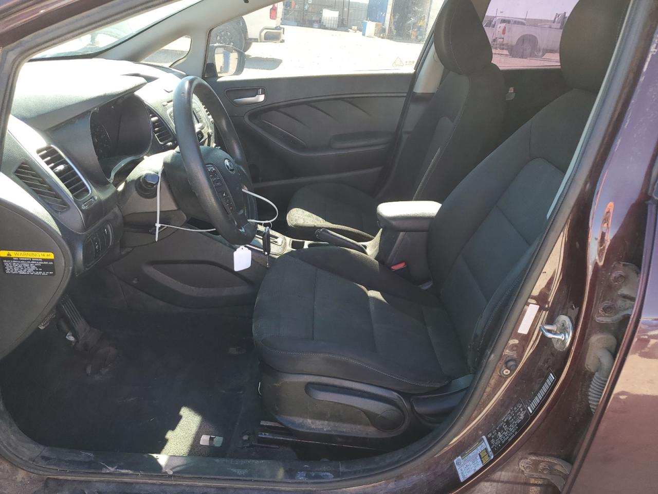 2018 Kia Forte Lx VIN: 3KPFK4A75JE260376 Lot: 82760905