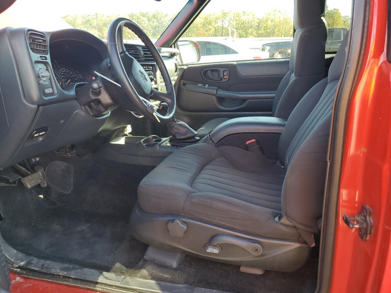 2003 Chevrolet Blazer VIN: 1GNCT18X43K169014 Lot: 90404815