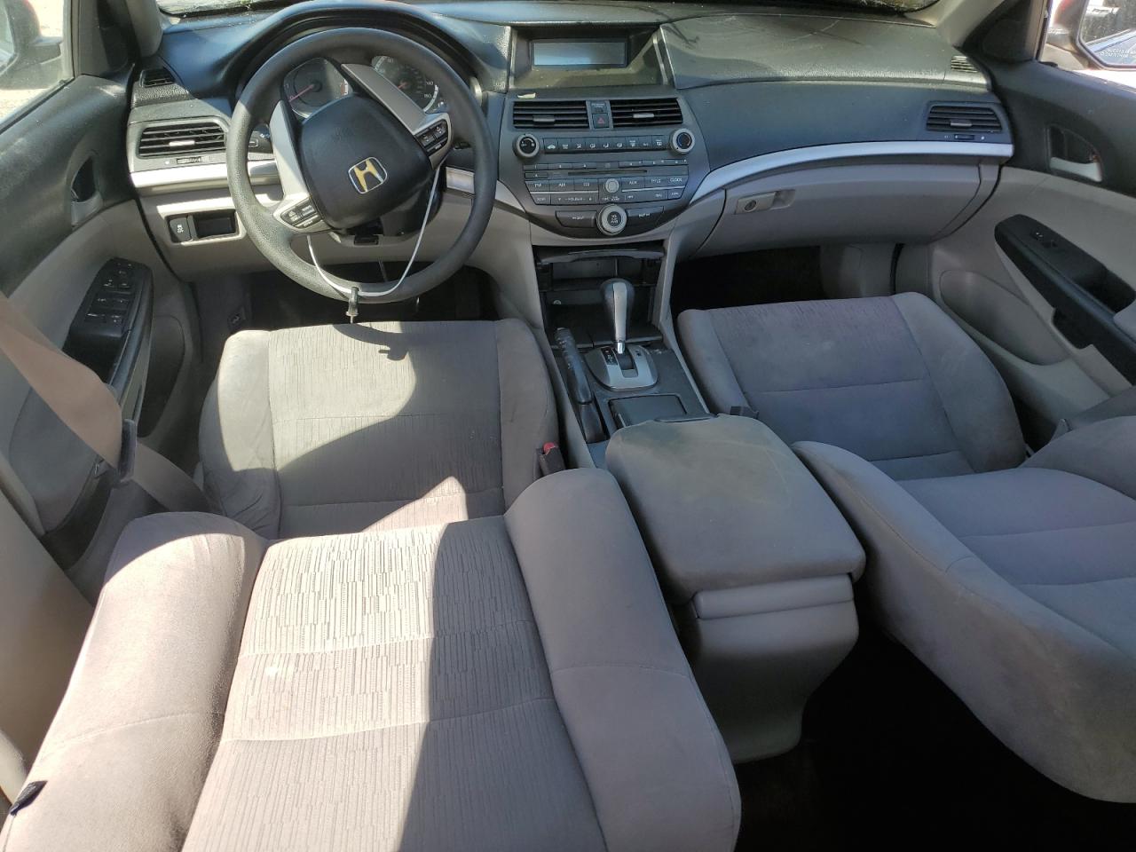 2011 Honda Accord Lx VIN: 1HGCP2F33BA142685 Lot: 86271885