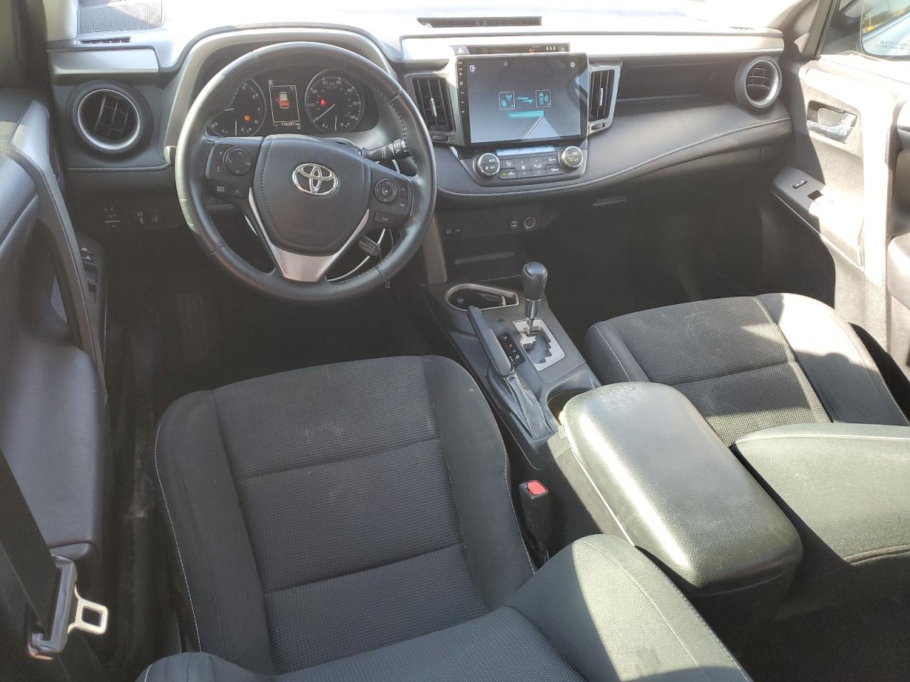 2017 Toyota Rav4 Xle VIN: 2T3WFREV0HW318192 Lot: 87416525