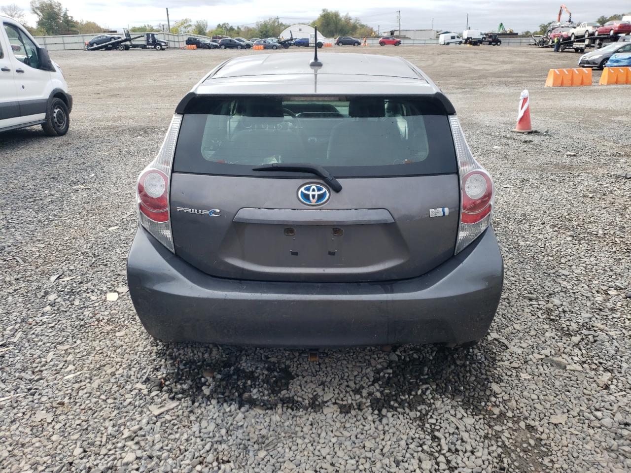 2013 Toyota Prius C VIN: JTDKDTB37D1052747 Lot: 86656875