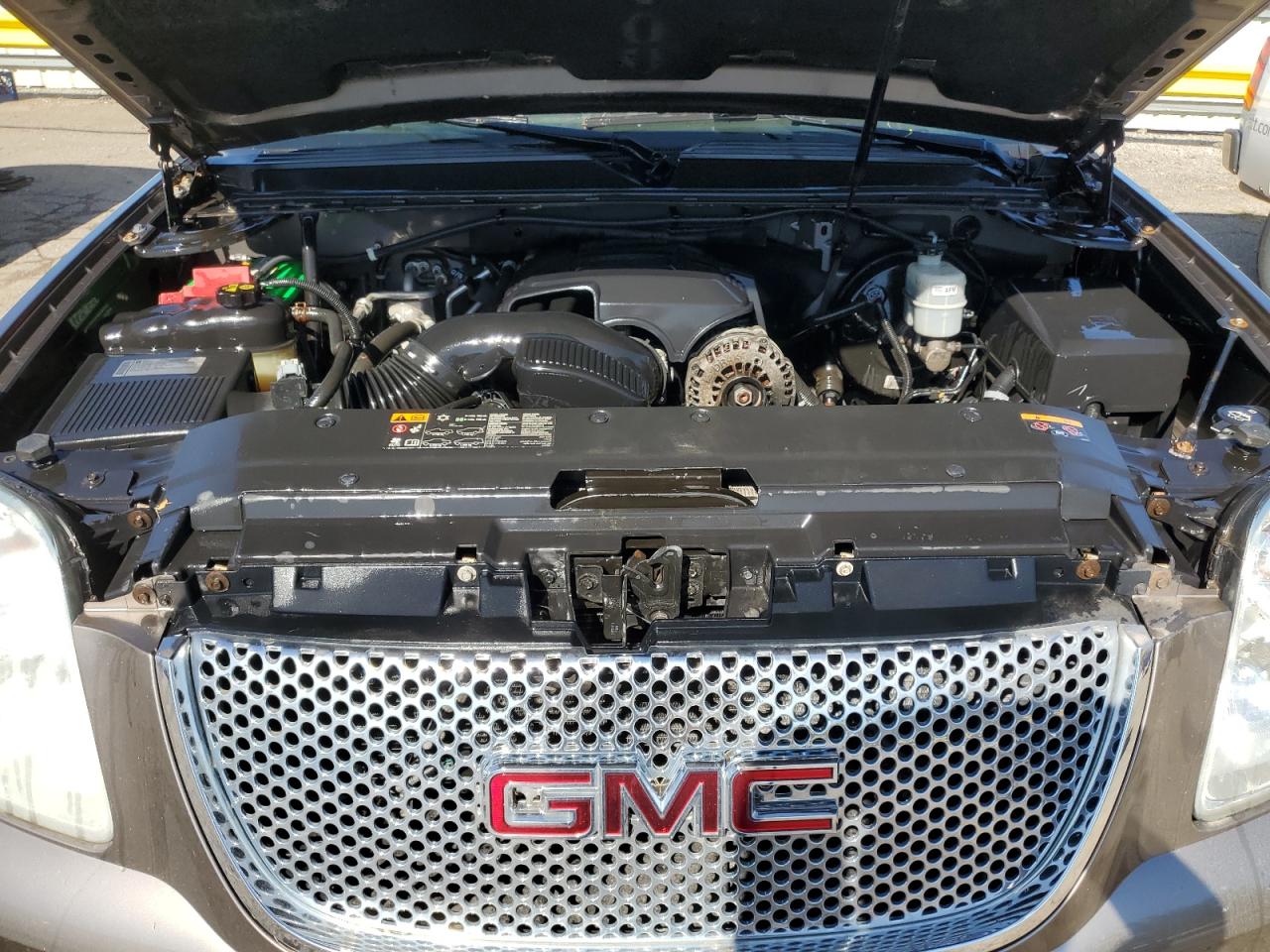 2012 GMC Yukon Xl Denali VIN: 1GKS2MEF6CR138038 Lot: 82149845