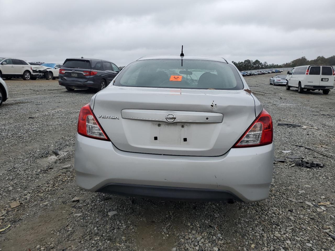 2016 Nissan Versa S VIN: 3N1CN7AP2GL881335 Lot: 90306045