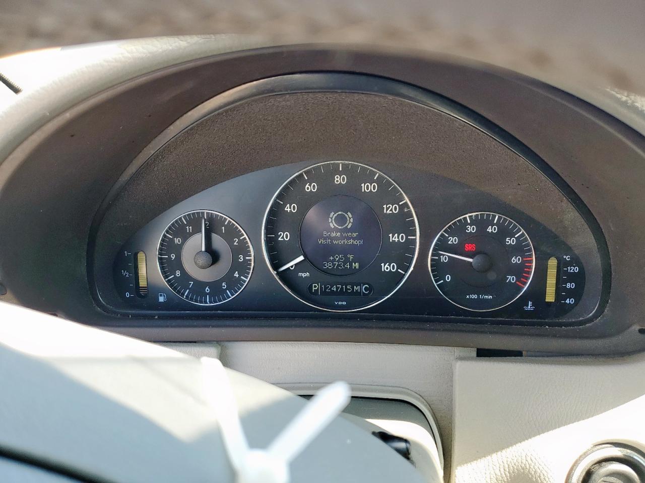 2004 Mercedes-Benz Clk 320 VIN: WDBTK65G44T016379 Lot: 84464675