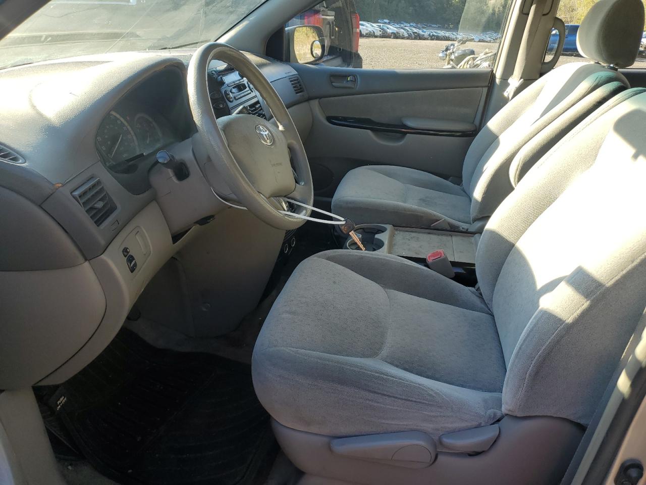 2005 Toyota Sienna Ce VIN: 5TDZA23C05S364185 Lot: 85878215